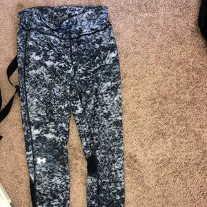 Under armour leggings with pattern!